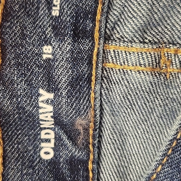 Women High-Rise Button-Fly Slouchy Straight Jean Shorts, Size: 18, NWT - Picture 6 of 8